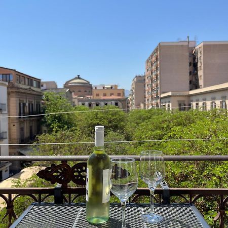 Casa Vacanze Da Ruggero Al Massimo Palermo Eksteriør bilde