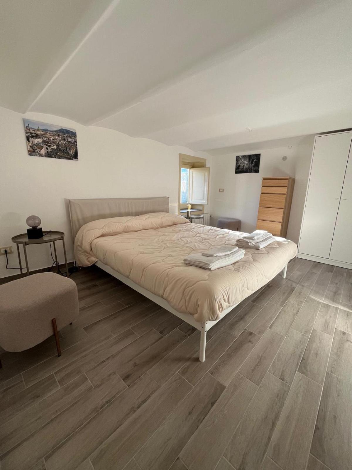 Casa Vacanze Da Ruggero Al Massimo Palermo Eksteriør bilde